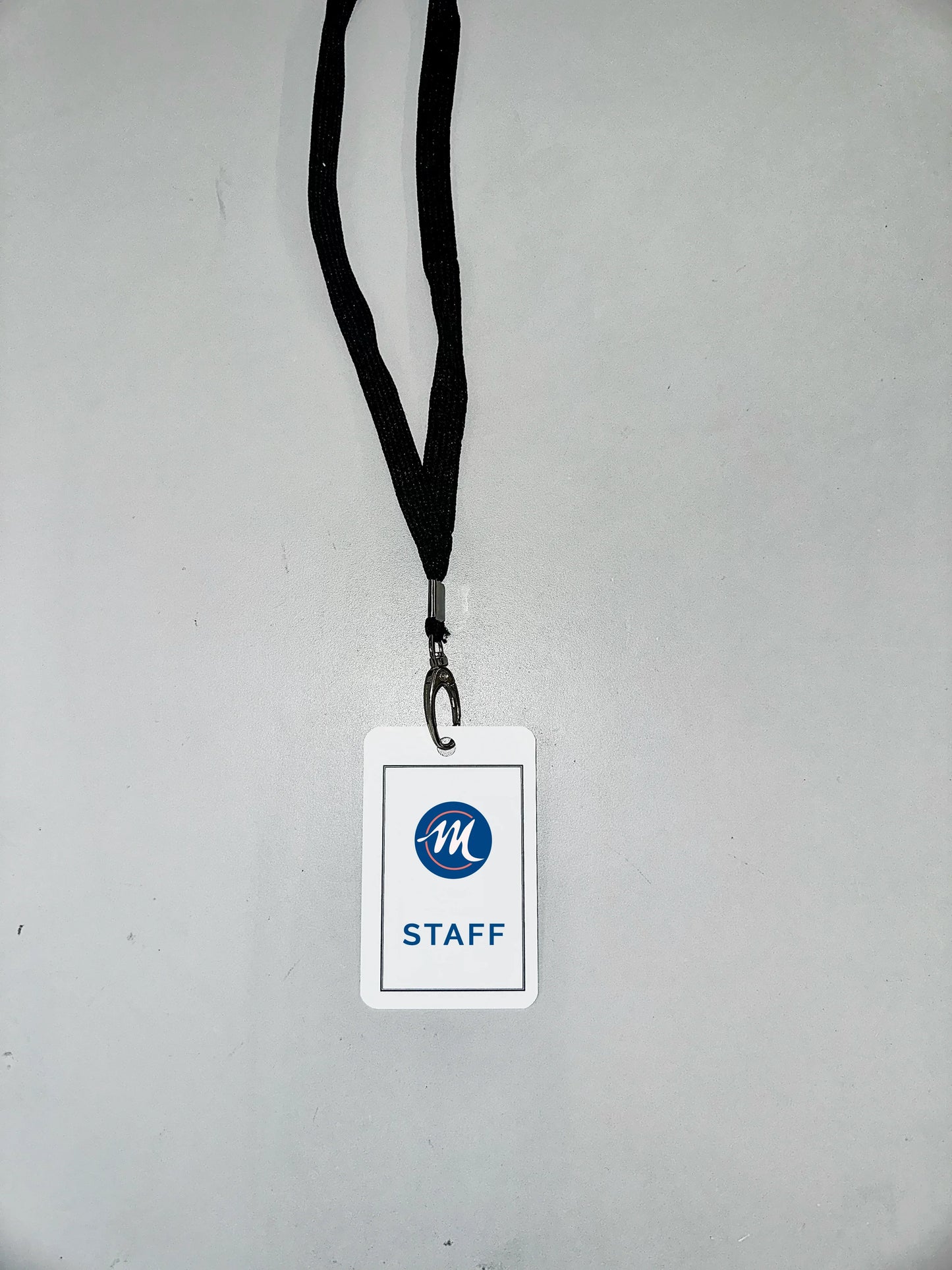 Badge + cordon - Manao Communication